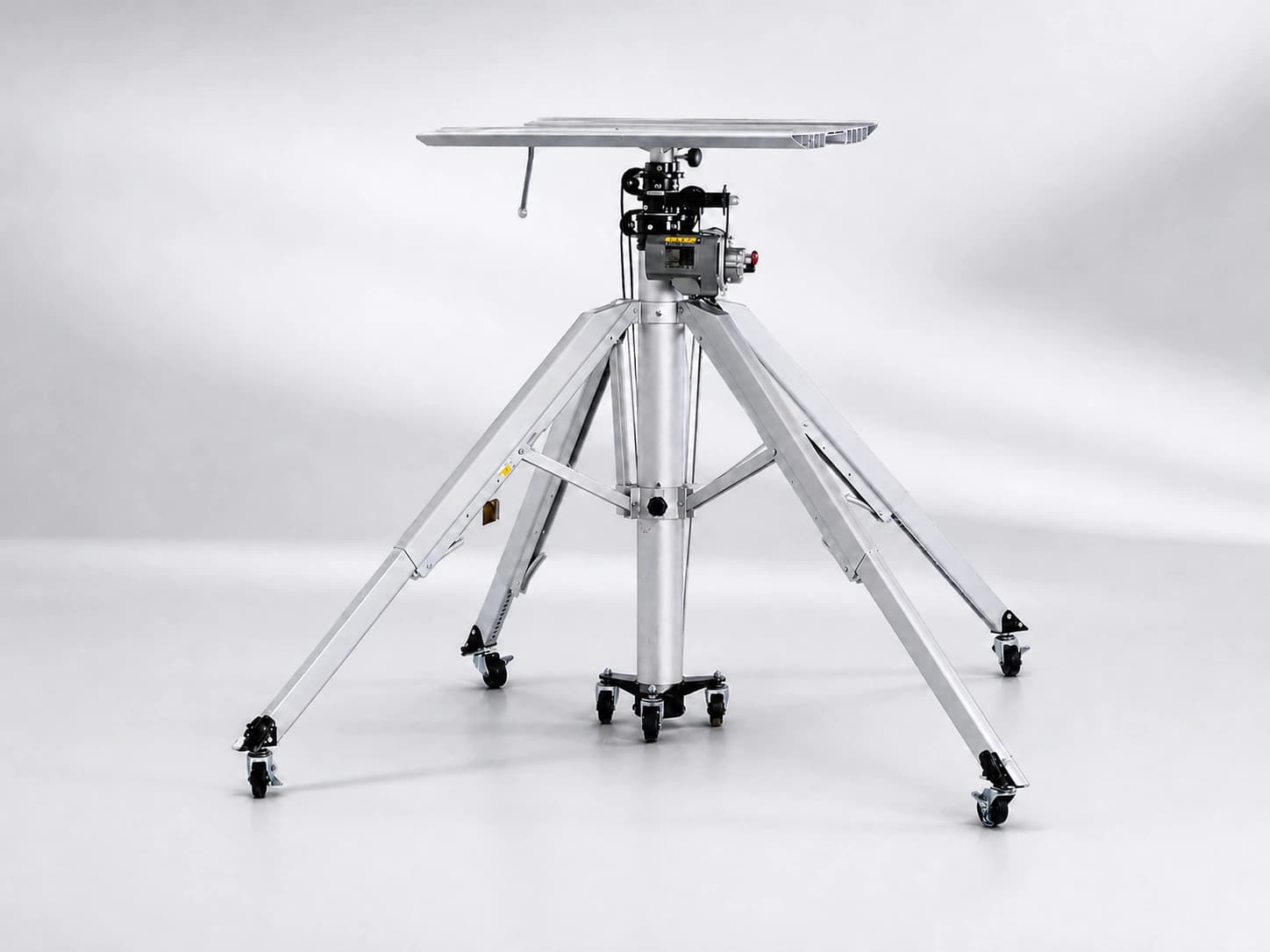 CM 520 Portable electric material lift